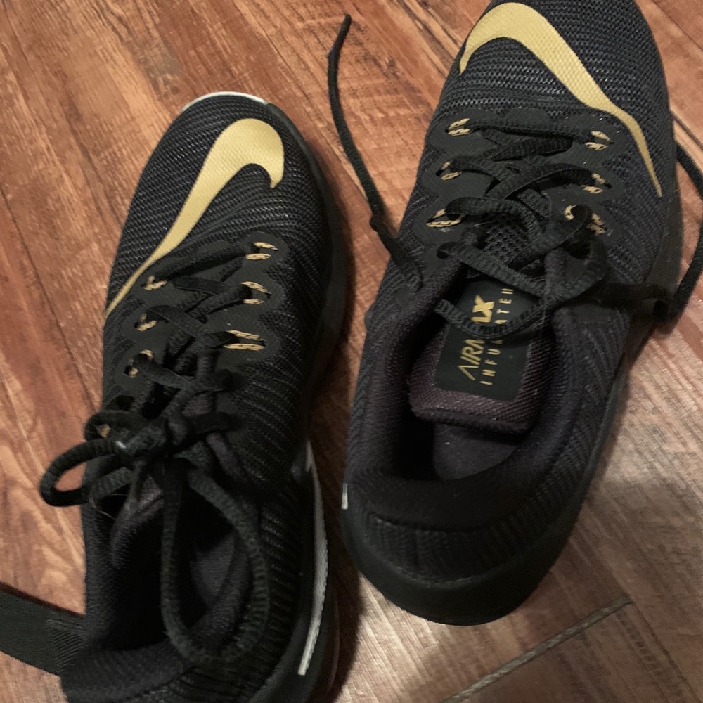 Nike boys shoes